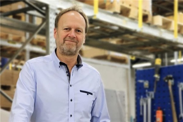 Bildet: Jon Dehli, markedssjef i Flexit AS, håper markedet tar i bruk den nye datamalen fra PDT Norge. Foto: Ellen Nordberg